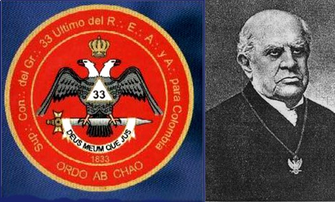 Orden por medio del Caos, el motto latino del emblema del grado 33 de la Masonería, cuyo colgante porta D.F.Sarmiento en la foto